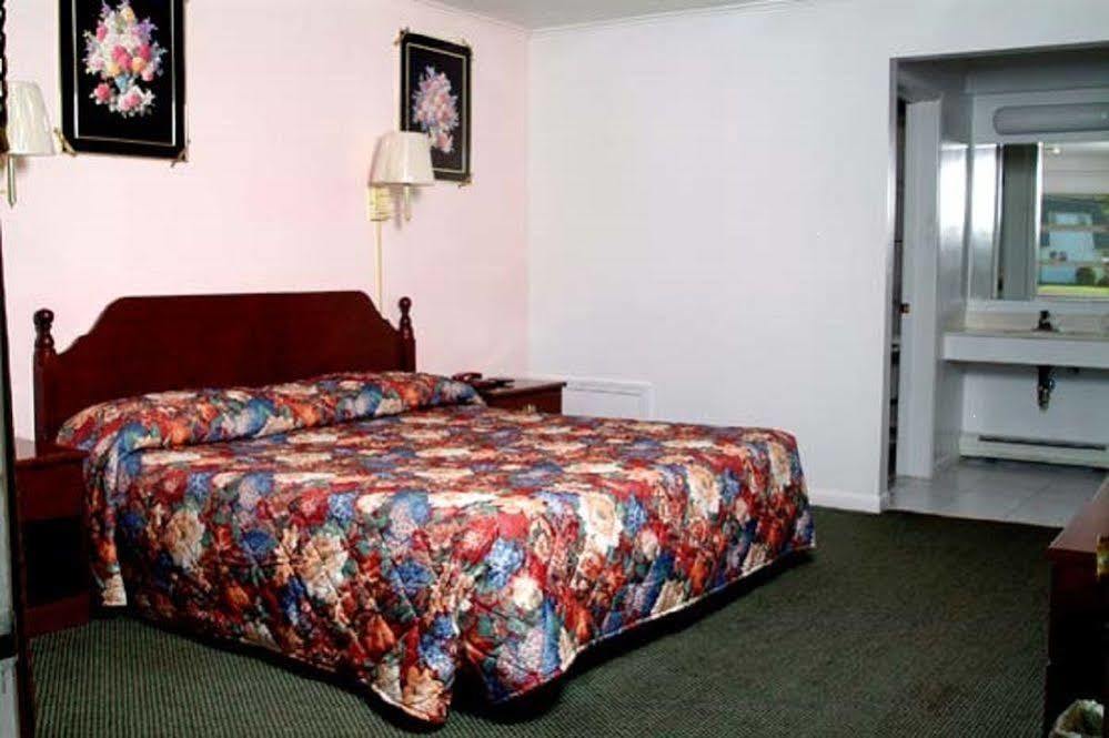 סאראטוגה ספרינגס Top Hill Motel מראה חיצוני תמונה