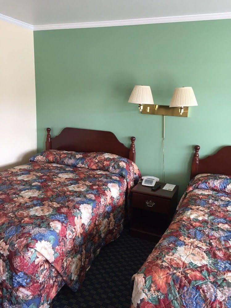 סאראטוגה ספרינגס Top Hill Motel מראה חיצוני תמונה